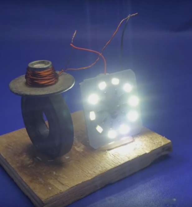 Как сделать вечный фонарик из магнита и проволоки? Подробная инструкция: